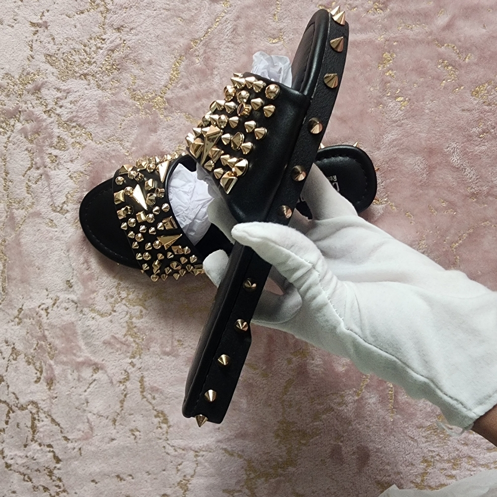 CAPE ROBBIN | Black Studded Sandals - Picture 11 of 15